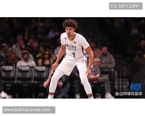 卡梅隆约翰逊首节三分球失准仅得1分2板2助状态堪忧